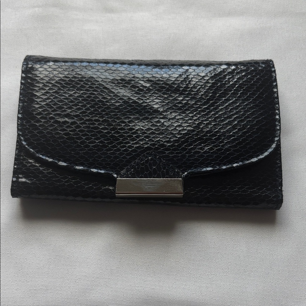 Snakeskin Wallet Navy Blue GUC